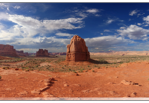 Pano-Towers Viewpoint-Arches Park-Utah